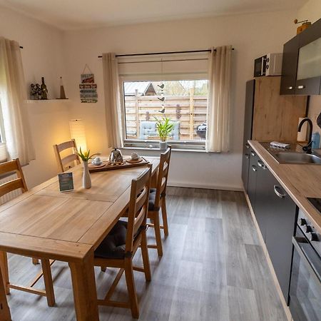 Ferienwohnung Ant Dopke Krummhörn Buitenkant foto