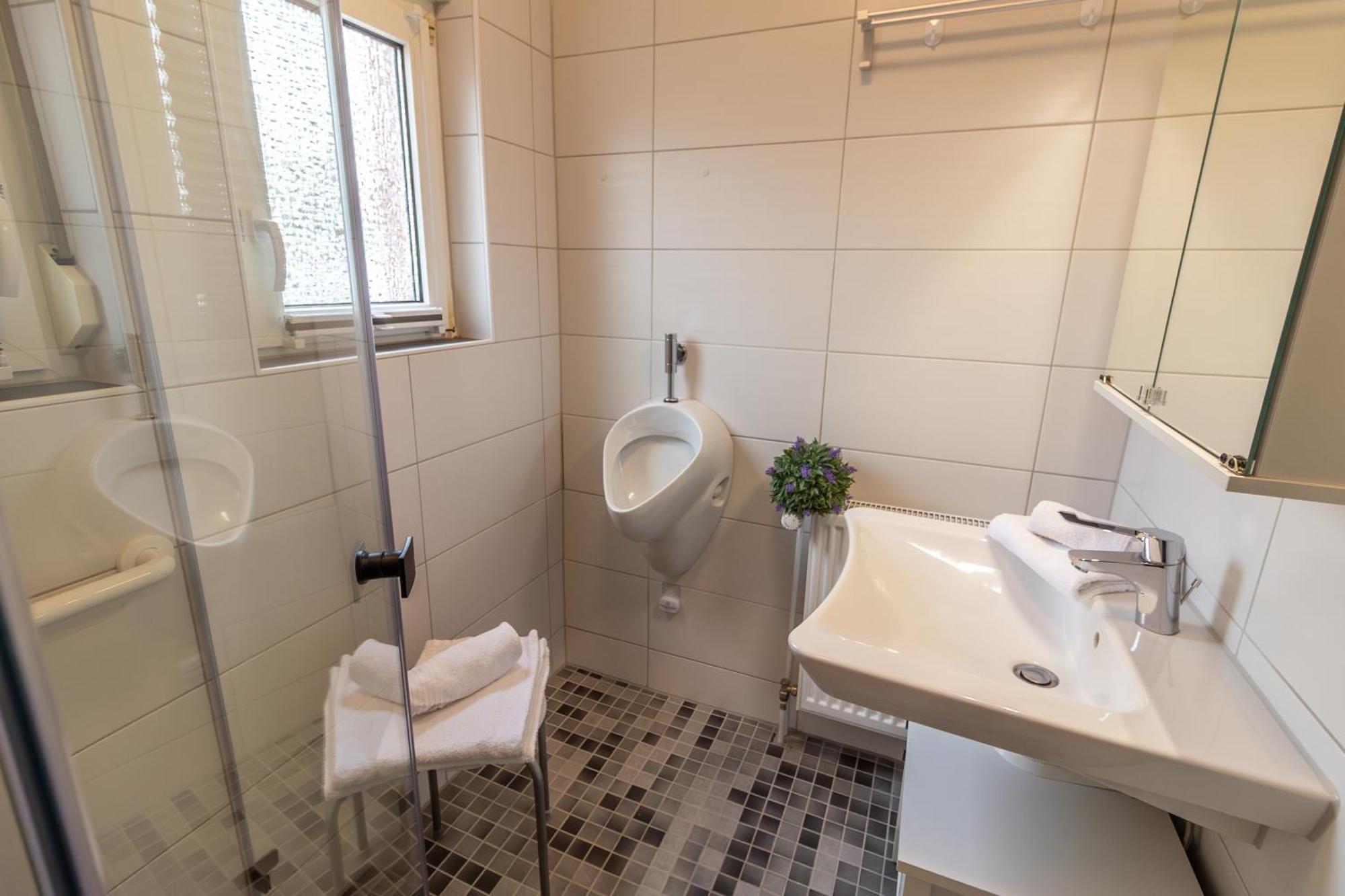 Ferienwohnung Ant Dopke Krummhörn Buitenkant foto