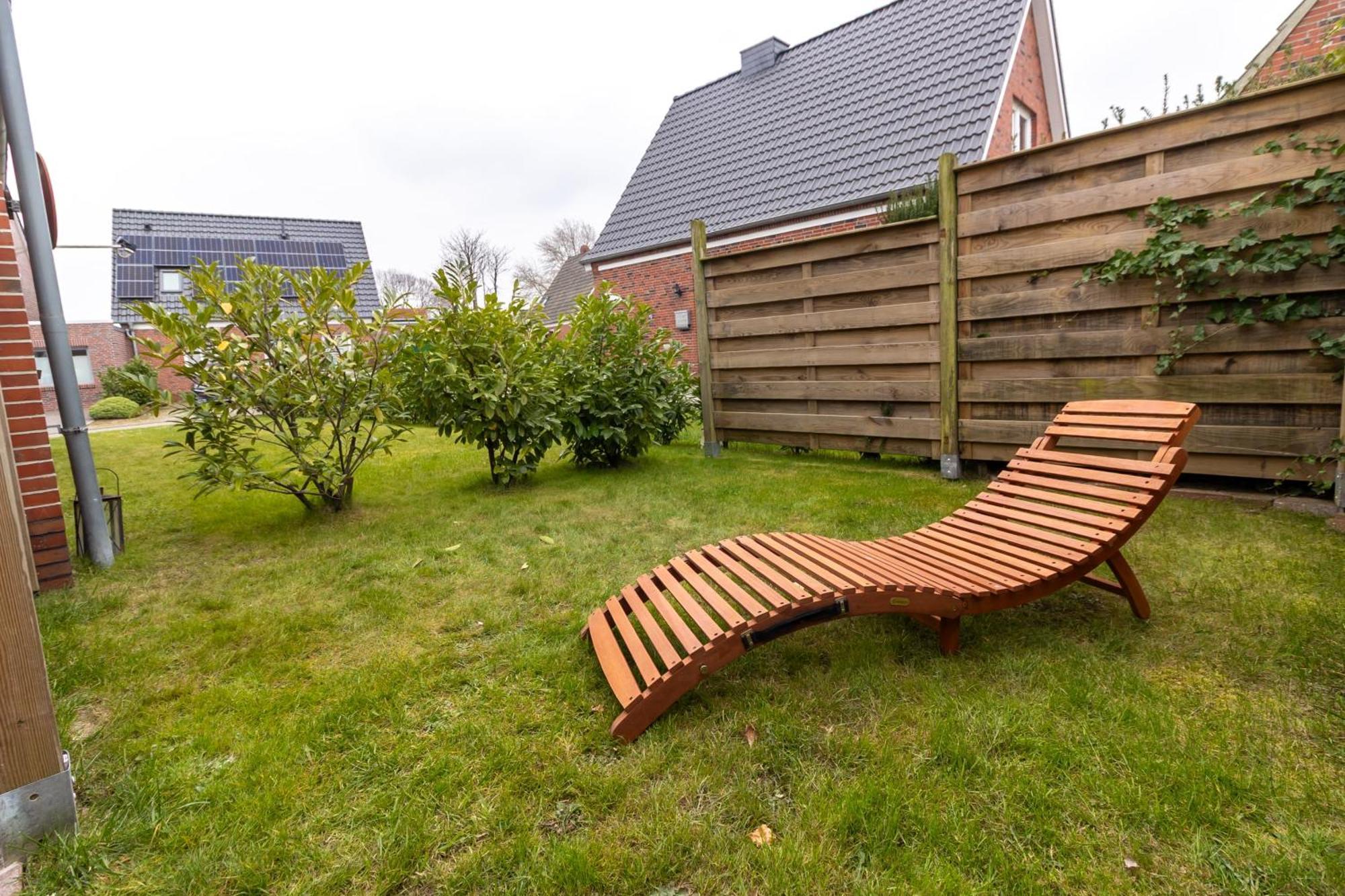 Ferienwohnung Ant Dopke Krummhörn Buitenkant foto